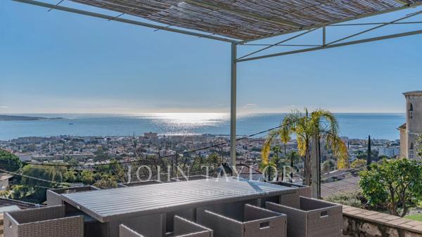 Golfe-Juan villa de charme avec vue mer