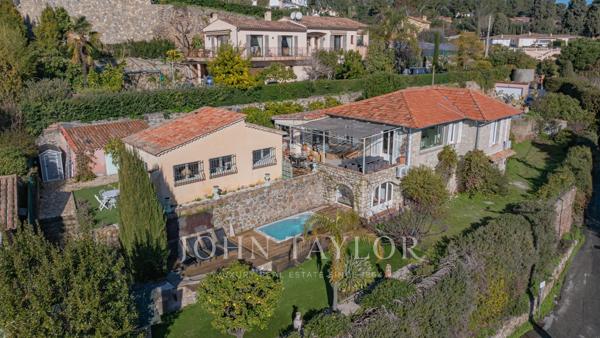 Golfe-Juan villa de charme avec vue mer