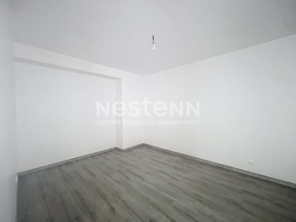 Local commercial centre de Mareuil sur Lay Dissais d'environ 127m²