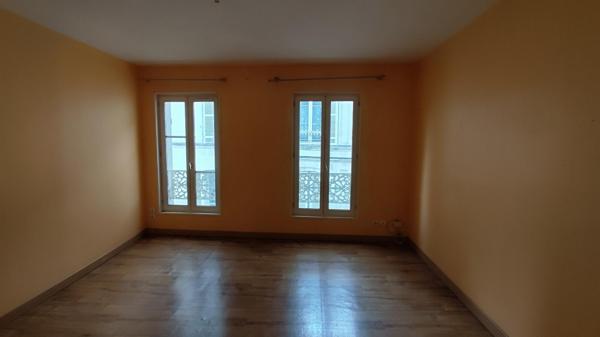 Immeuble rentable en centre ville / 200 m²