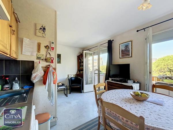 Appartement à vendre 1 pièce 27m² Fréjus (83600)