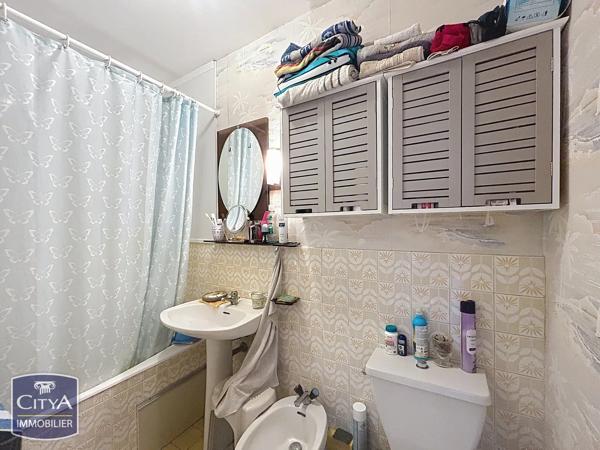 Appartement à vendre 1 pièce 27m² Fréjus (83600)