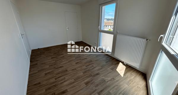Location Appartement 4 pièces 84 m² - Le Havre 76600