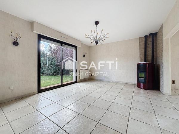 Maison de 169 m² habitables, 5 chambres, double garage