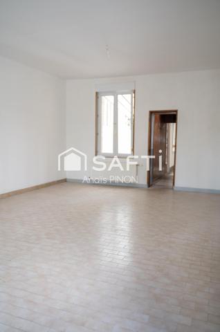 Maison de ville à rénover - T5 de 97m² - garage - jardin - cave