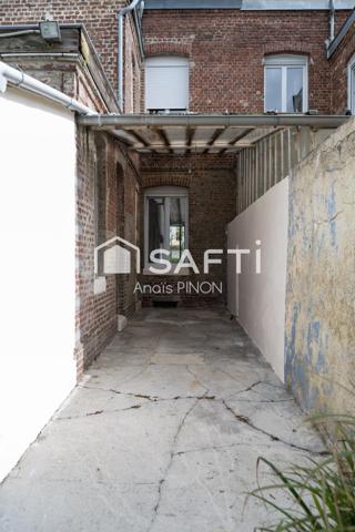 Maison de ville à rénover - T5 de 97m² - garage - jardin - cave