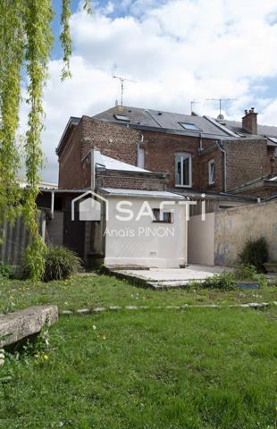 Maison de ville à rénover - T5 de 97m² - garage - jardin - cave