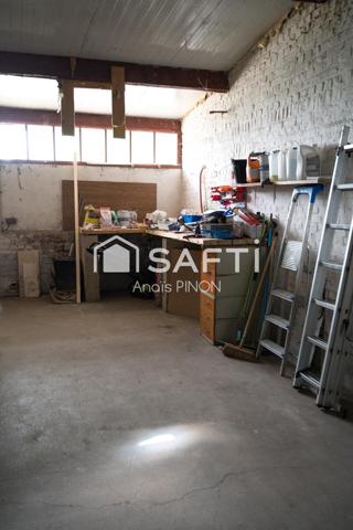 Maison de ville à rénover - T5 de 97m² - garage - jardin - cave