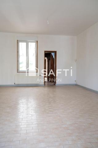 Maison de ville à rénover - T5 de 97m² - garage - jardin - cave