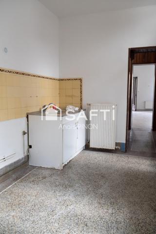 Maison de ville à rénover - T5 de 97m² - garage - jardin - cave