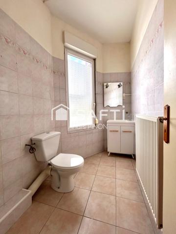 Maison de ville à rénover - T5 de 97m² - garage - jardin - cave