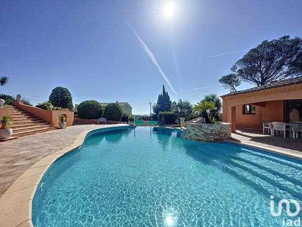 Maison 5 pièces de 195 m² à Mandelieu-la-Napoule (06210)