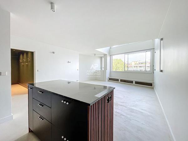Appartement Duplex 3 pièces- PARIS 14ème Loyer 2 800 €/mois charges comprises **  - Référence  161280