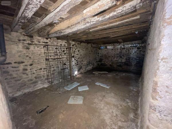 Maison à vendre à Lassay-les-Châteaux en Mayenne (53110), ref : 580