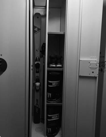 Isola 2000 - Studio cabine rénové, Sud, Front de Neige