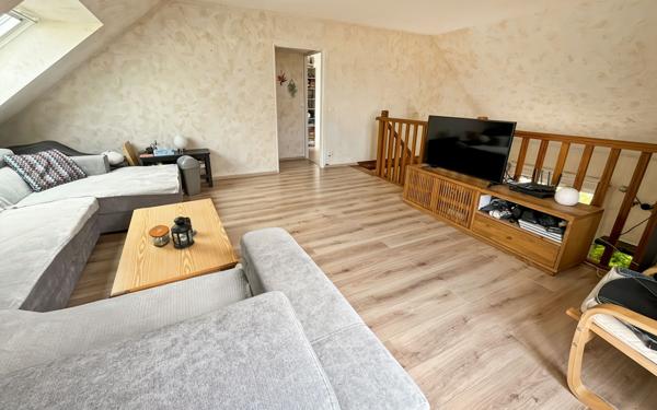 Appartement à vendre    6 pièces • 109,11 m2 Cergy