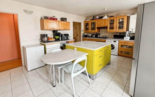 Appartement à vendre    6 pièces • 109,11 m2 Cergy
