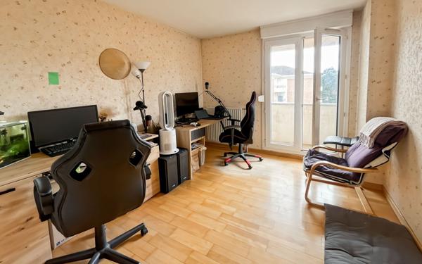 Appartement à vendre    6 pièces • 109,11 m2 Cergy
