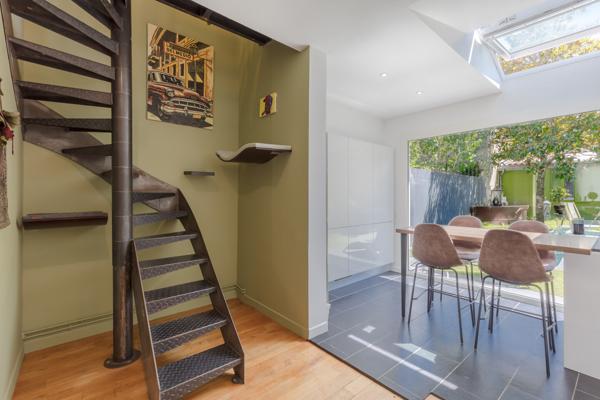 Belle Maison en pierre de 163 m² avec piscine et dépendance Bordeaux