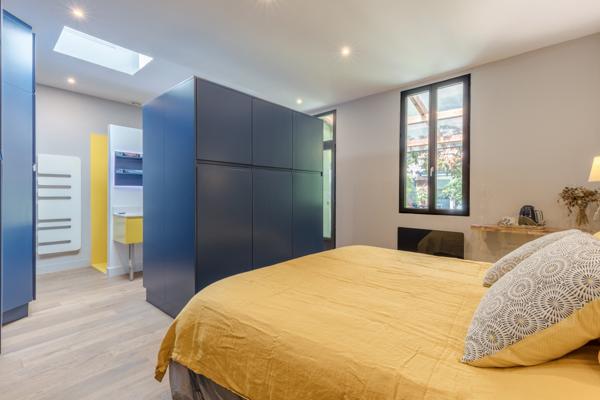 Belle Maison en pierre de 163 m² avec piscine et dépendance Bordeaux