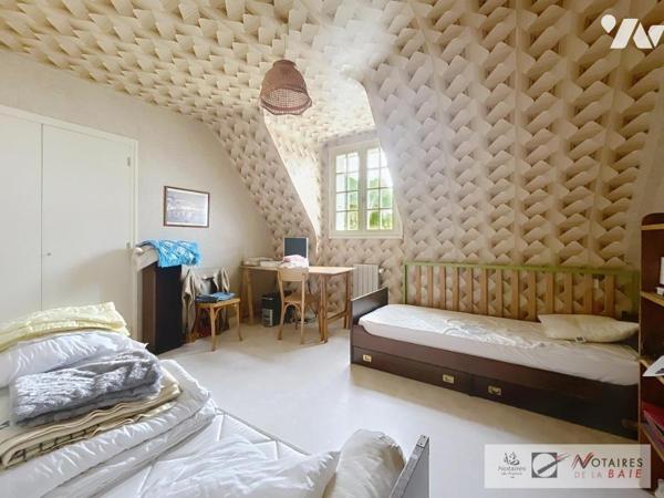 MAISON PLERIN SAINT-LAURENT