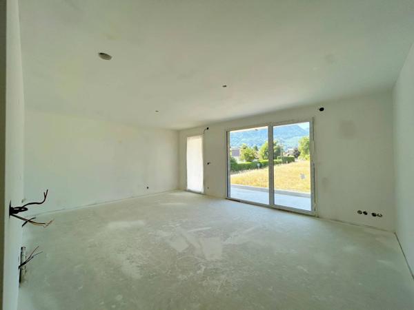 Saint-Pierre-en-Faucigny – T3 lumineux avec terrasse de 35 m²