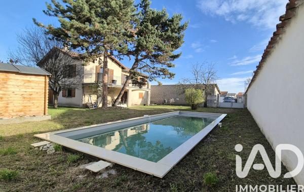 Maison à vendre 7 pièces 150 m² Sury-le-Comtal