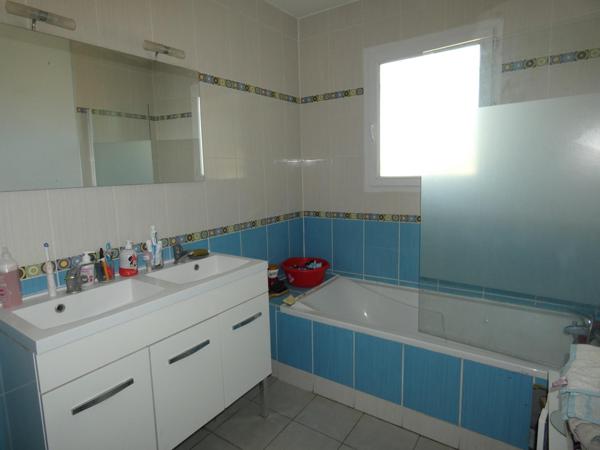 Maison à CLARACQ, 64330 - 4 pièces 100m²