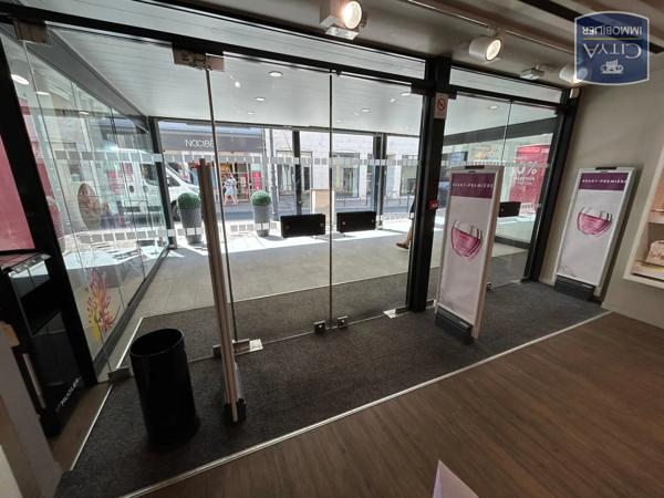 Immeuble à vendre 350m² Châteauroux (36000)