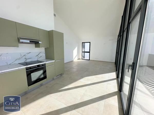 Appartement à louer 2 pièces 56.36m²