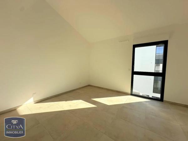 Appartement à louer 2 pièces 56.36m²