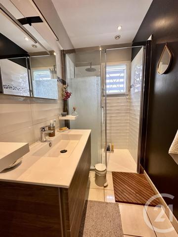 Maison à vendre  5 pièces - 131,82 m 2   ANDERNOS LES BAINS  - 33