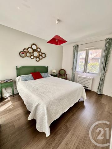 Maison à vendre  5 pièces - 131,82 m 2   ANDERNOS LES BAINS  - 33