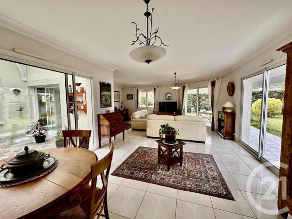 Maison à vendre  5 pièces - 131,82 m 2   ANDERNOS LES BAINS  - 33