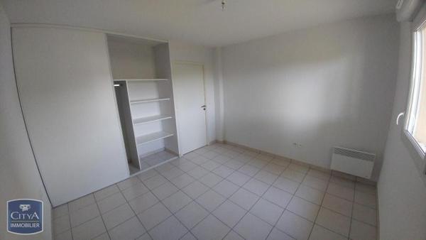 Appartement à louer 2 pièces 47.56m² Saint-Laurent-de-la-Salanque (66250)