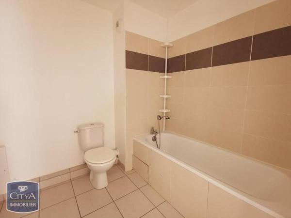 Appartement à louer 2 pièces 47.56m² Saint-Laurent-de-la-Salanque (66250)