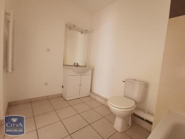 Appartement à louer 2 pièces 47.56m² Saint-Laurent-de-la-Salanque (66250)