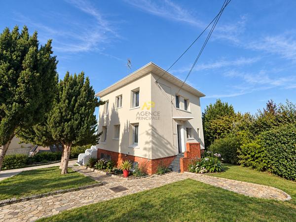 Magnifique demeure avec vue exceptionnelle 585 000 € **  - Référence  2130