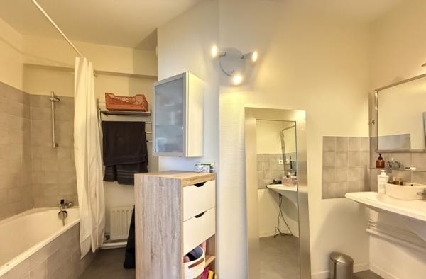 T2 Lumineux Rennes Centre ? 51 m² ? Proche Jacobins & Métro ? Garage