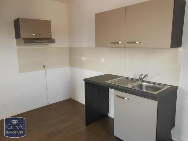 Appartement à louer 2 pièces 46.68m² Panazol (87350)