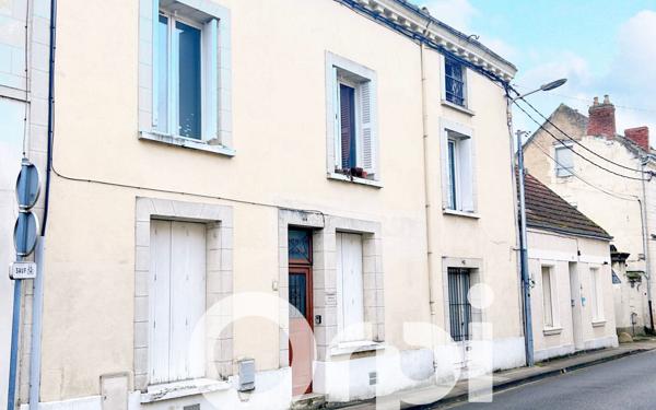 Immeuble à vendre    14 pièces •  Châtellerault