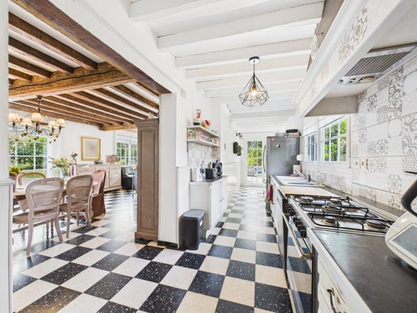 Maison 7 pièces - 178 m²