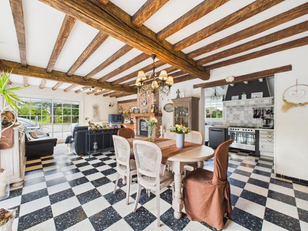 Maison 7 pièces - 178 m²