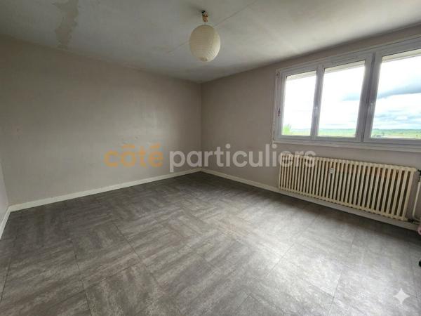 Vente
                Appartement72 m² - 3 Pièces -
                    MONTCEAU LES MINES (71300)