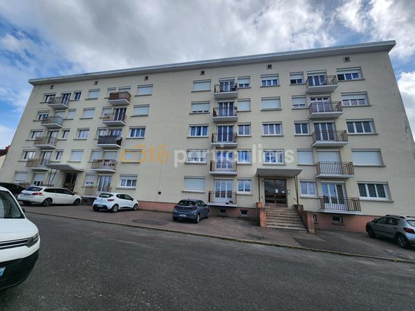 Vente
                Appartement72 m² - 3 Pièces -
                    MONTCEAU LES MINES (71300)