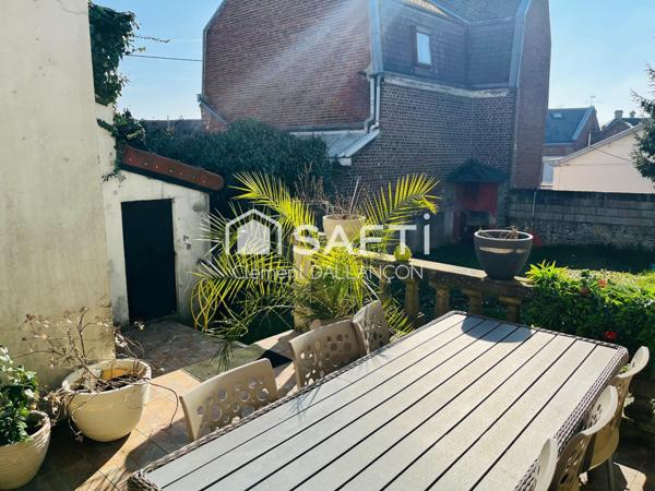 À DÉCOUVRIR EXCLUSIVEMENT CHEZ SAFTI – ENSEMBLE IMMOBILIER RARE & À FORT POTENTIEL – PERMIS DE CONSTRUIRE ACCEPTÉ !