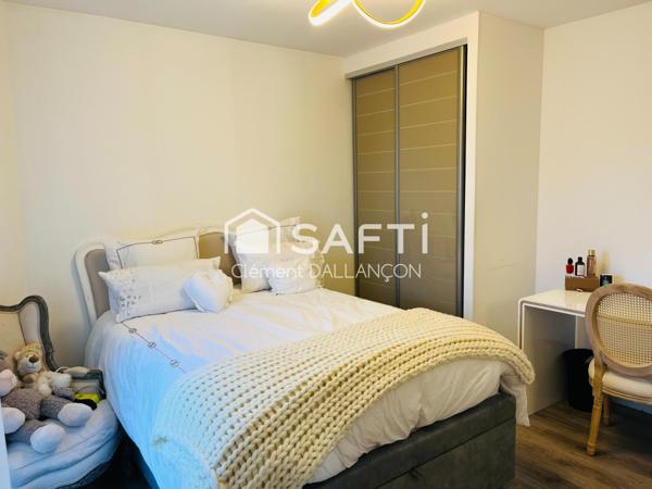 À DÉCOUVRIR EXCLUSIVEMENT CHEZ SAFTI – ENSEMBLE IMMOBILIER RARE & À FORT POTENTIEL – PERMIS DE CONSTRUIRE ACCEPTÉ !