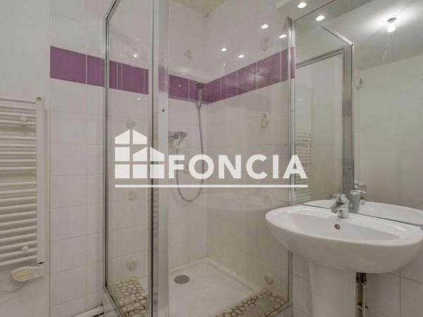 Location Appartement 2 pièces 46.11 m² - 28 RUE DE LA ROSERAIE Gieres 38610