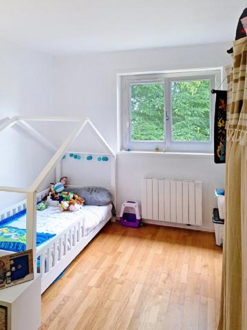 EXCLUSIVITE À vendre : Appartement 3 pièces 74,58 m² à Rambouillet proche gare balcon et parking