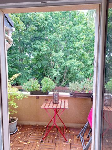 EXCLUSIVITE À vendre : Appartement 3 pièces 74,58 m² à Rambouillet proche gare balcon et parking